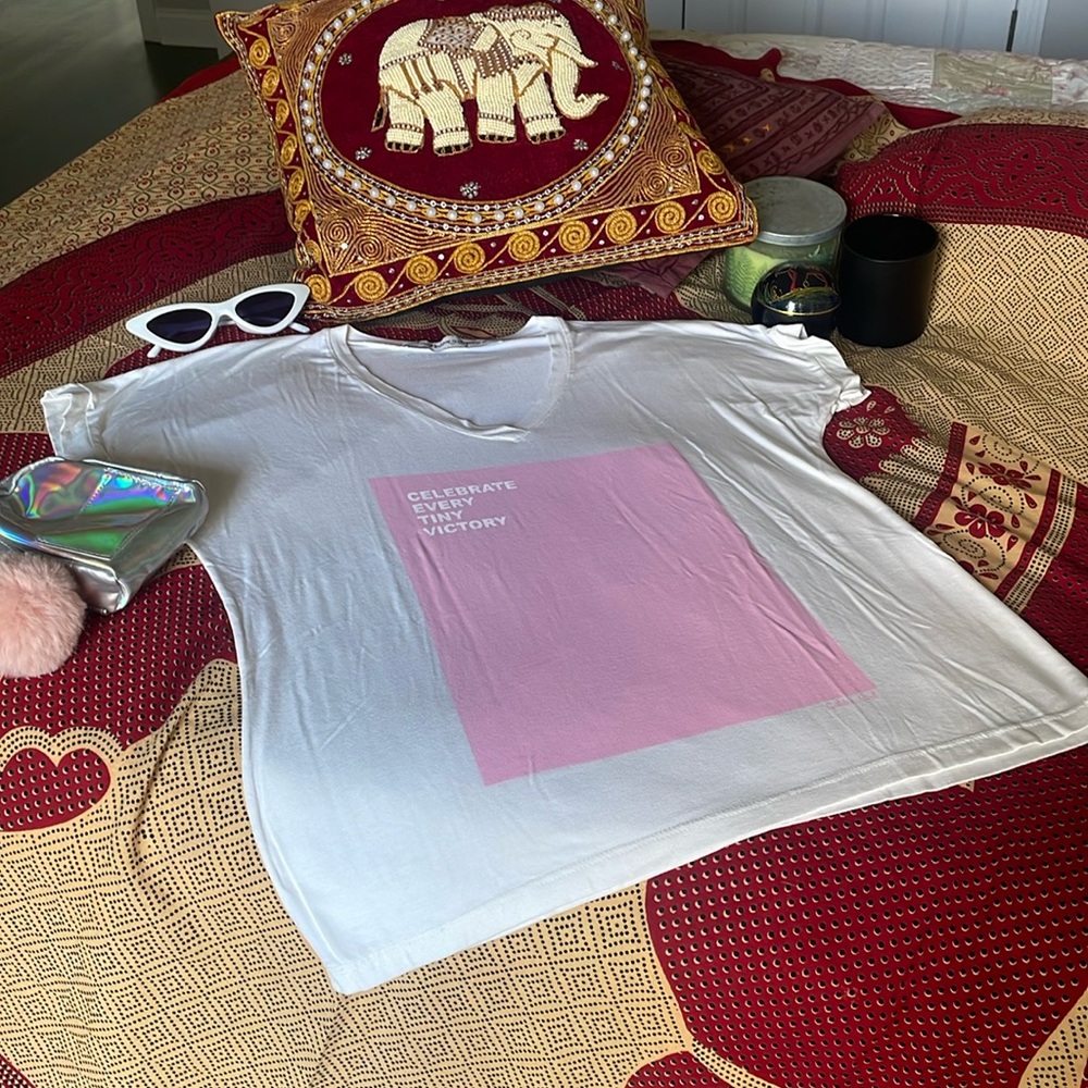 EUC Madame Bijoux “Celebrate Every Victory” graphic v-neck tee shirt